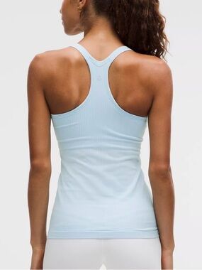 NWOT Ebb to Street Tank Top Light Support, B/C Cup Size 6 Med Blue